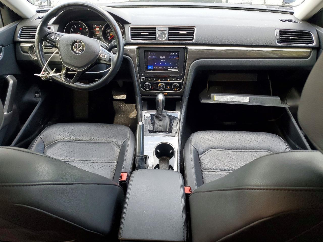 2017 Volkswagen Passat Se - zdjęcie 8