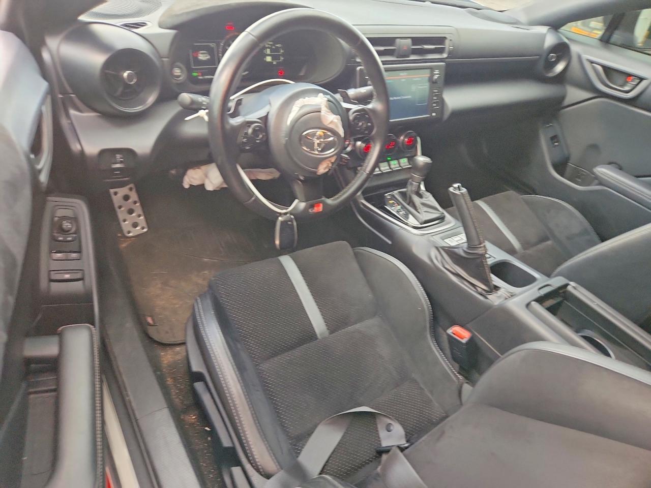 2024 Toyota Gr 86 Premium - zdjęcie 8