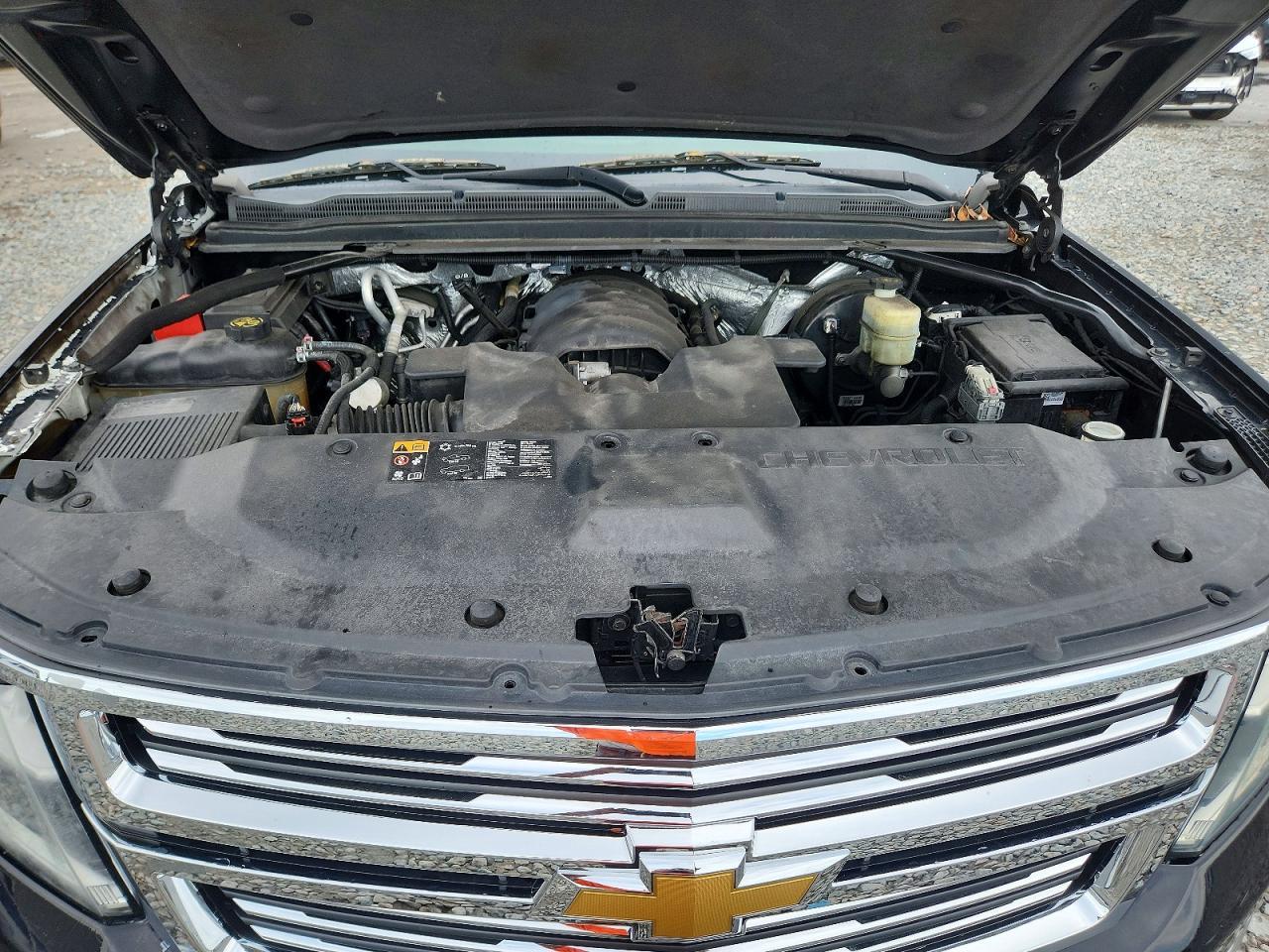 2015 Chevrolet Suburban C1500 Ltz - zdjęcie 12