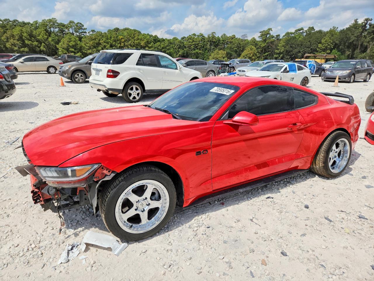 2015 Ford Mustang - zdjęcie główne