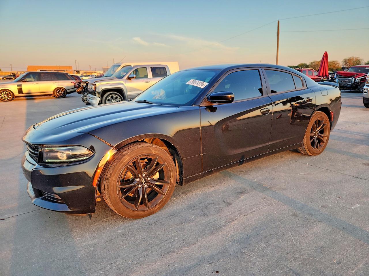 2018 Dodge Charger Sxt - zdjęcie główne