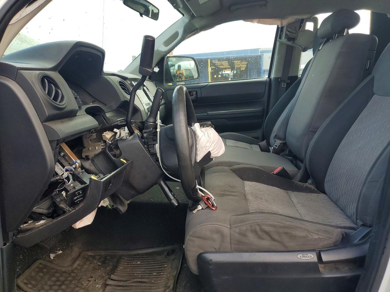 2014 Toyota Tundra Sr - zdjęcie 7