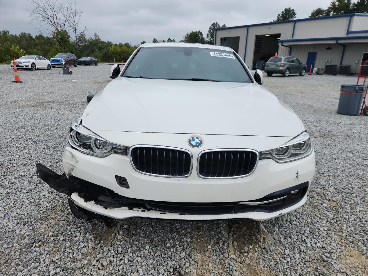 2018 BMW 330 I - zdjęcie 5