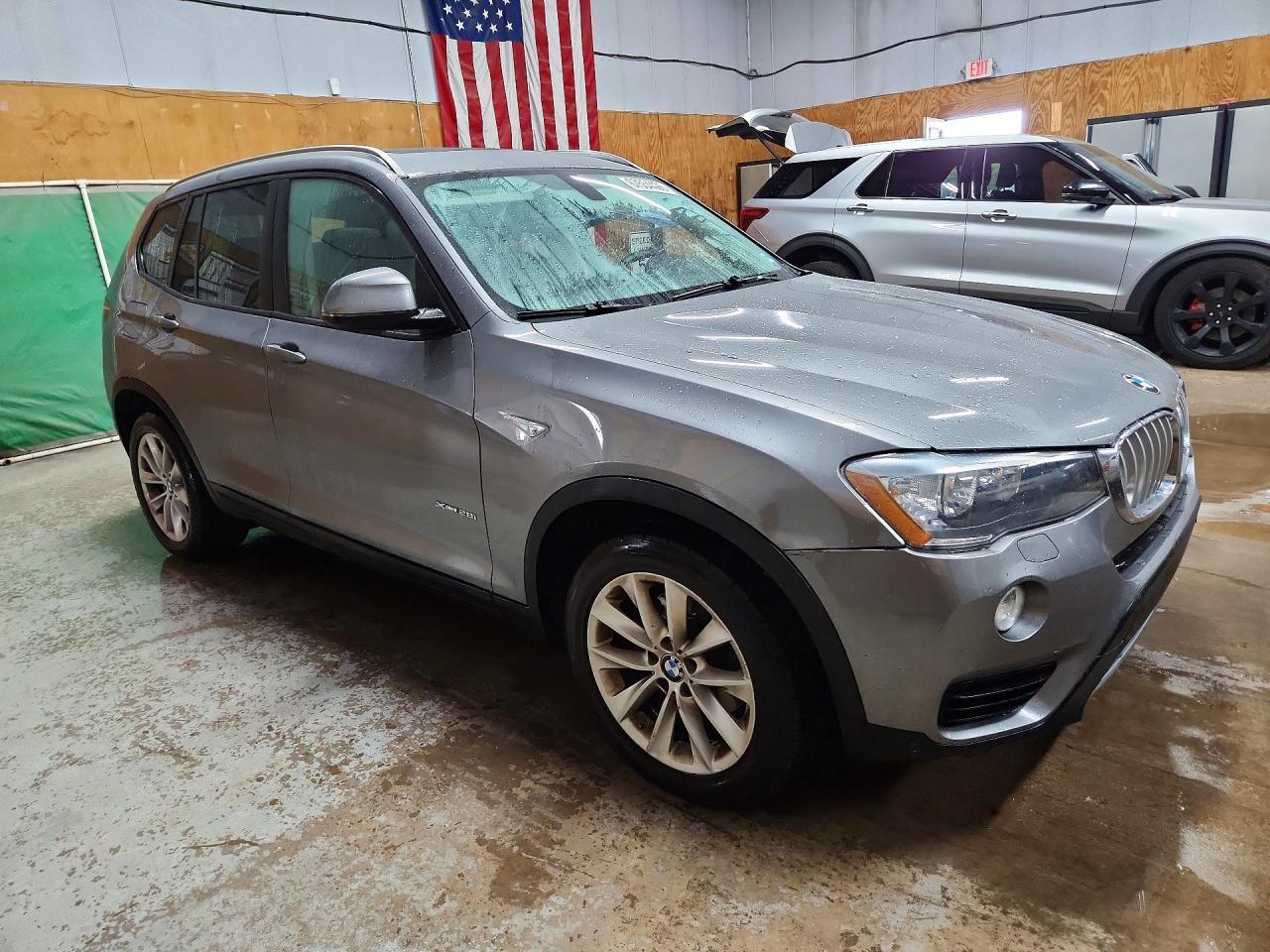 2017 BMW X3 xDrive28I - zdjęcie 4