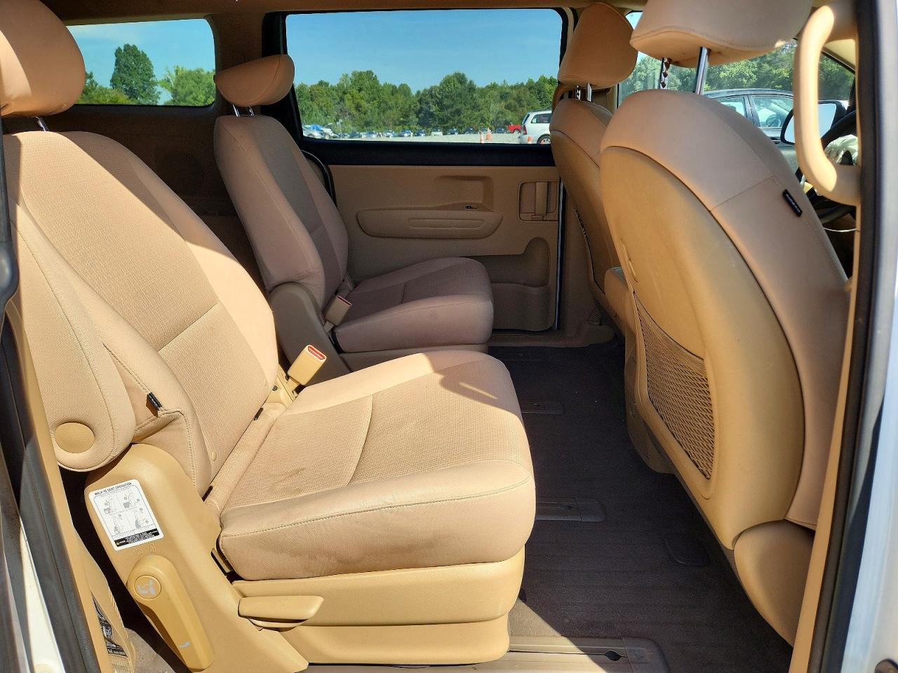 2016 Kia Sedona Lx - zdjęcie 11