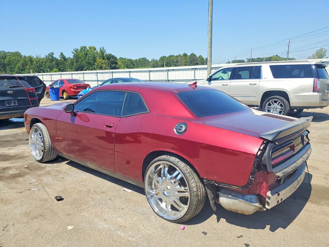 2021 Dodge Challenger Sxt - zdjęcie 2