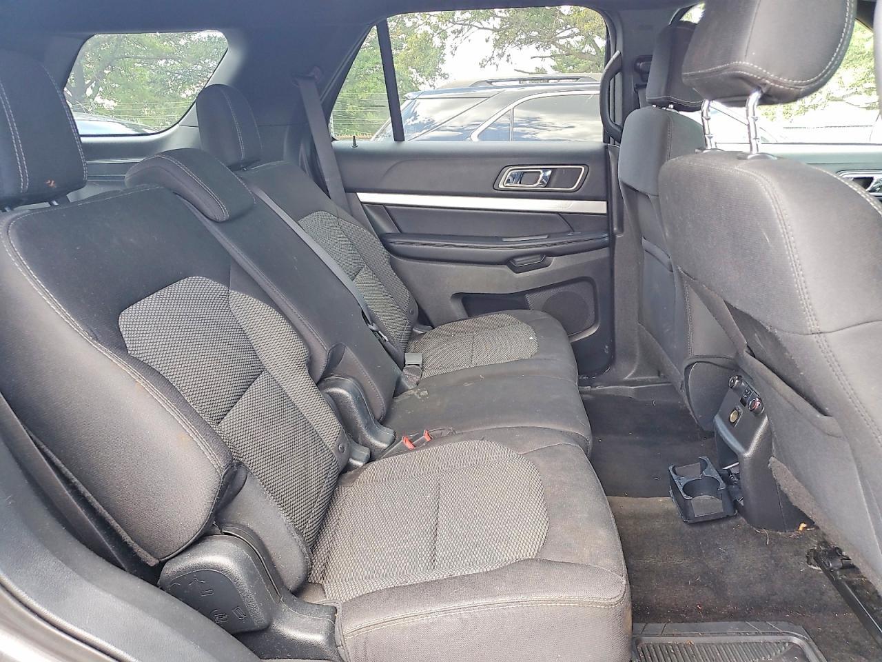 2017 Ford Explorer Xlt - zdjęcie 10