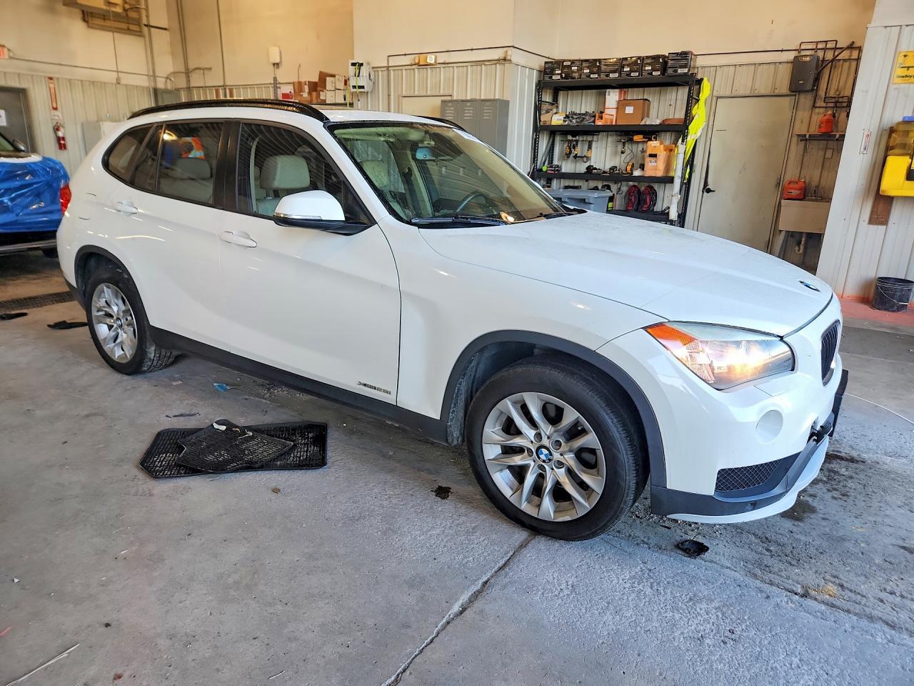 2015 BMW X1 xDrive28I - zdjęcie 4