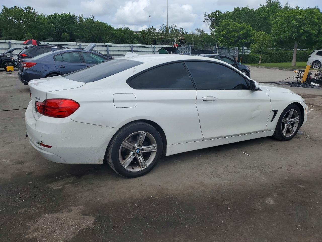 2014 BMW Seria 4 Coupe 428i - zdjęcie 3