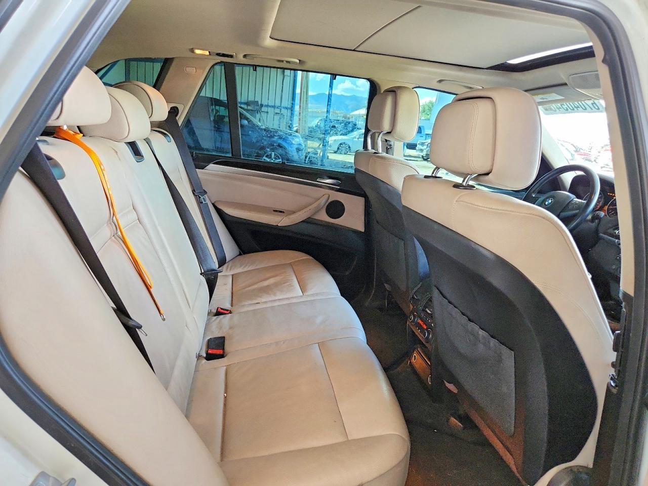 2013 BMW X5 xDrive35I - zdjęcie 10