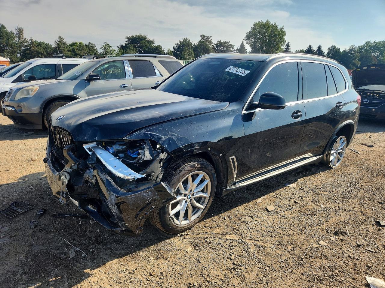 2020 BMW X5 xDrive50I - zdjęcie główne