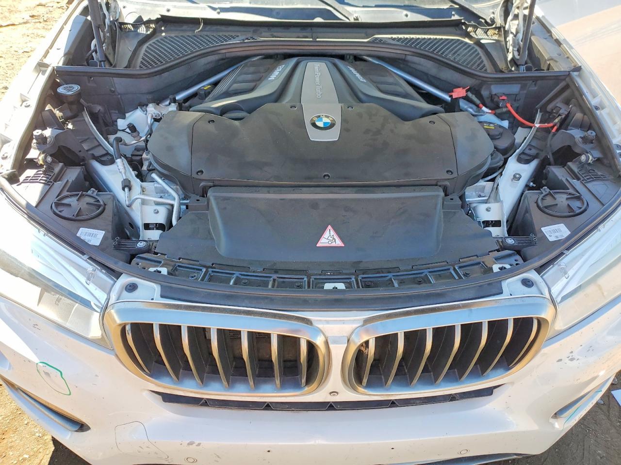 2015 BMW X6 xDrive50I - zdjęcie 12