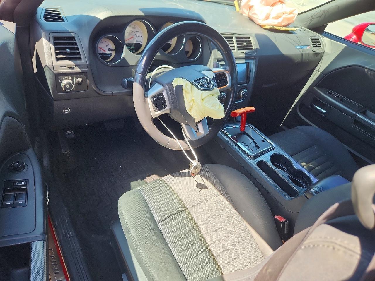 2013 Dodge Challenger R/T - zdjęcie 8