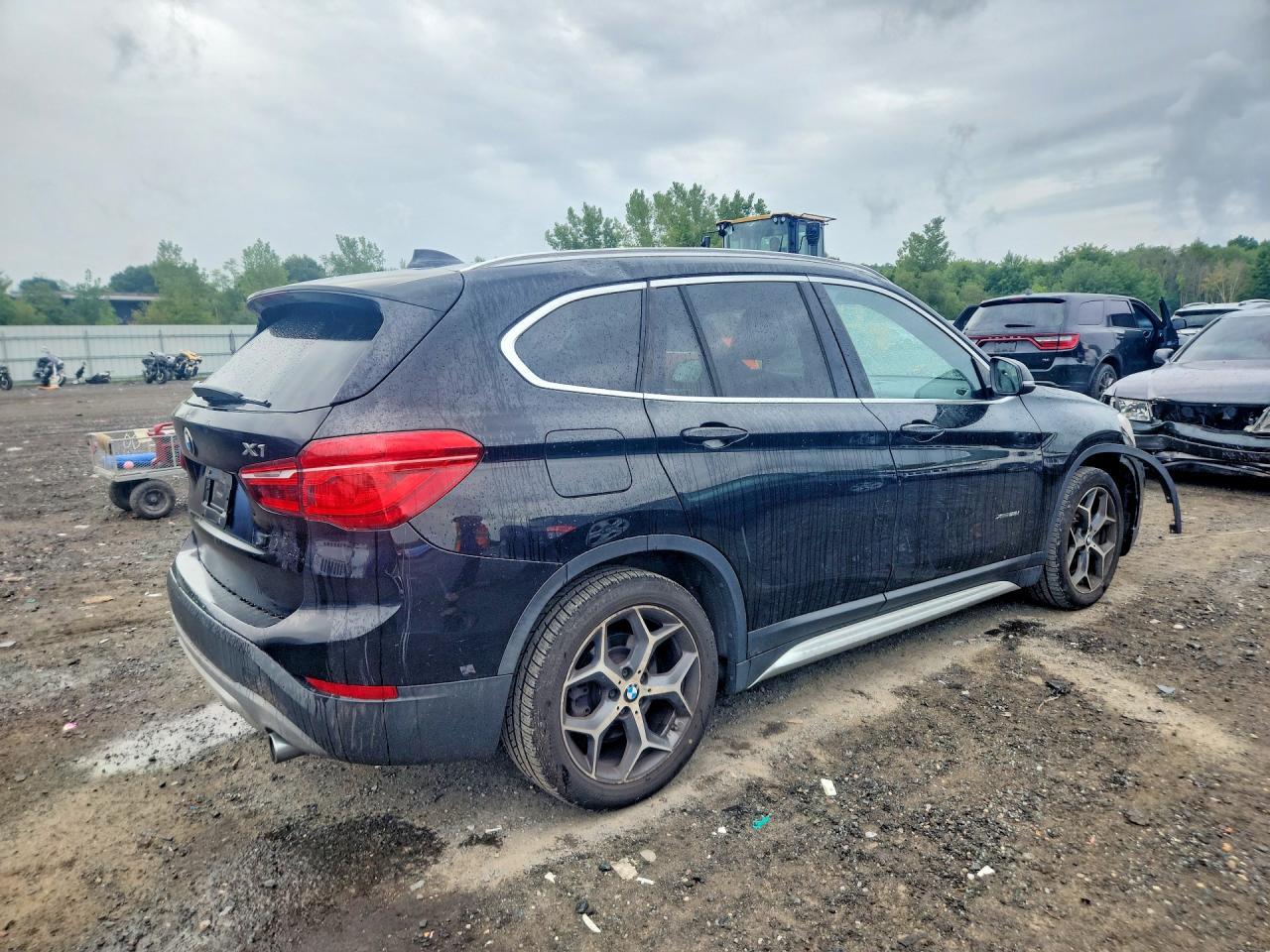 2016 BMW X1 xDrive28I - zdjęcie 3