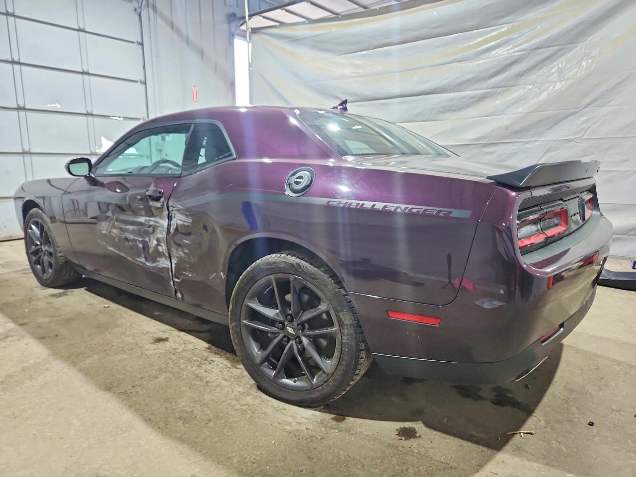 2021 Dodge Challenger Gt - zdjęcie 2
