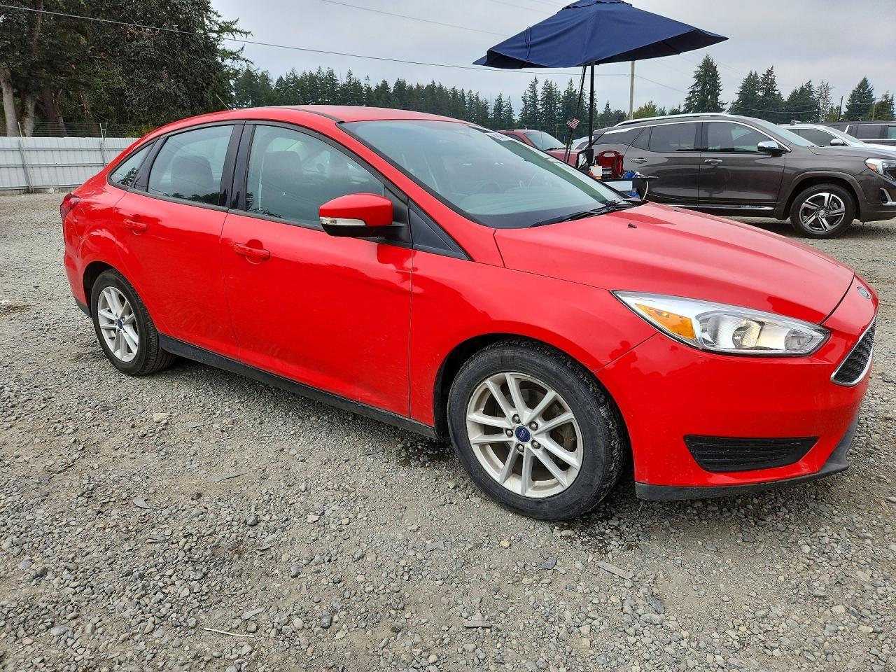 2017 Ford Focus Se - zdjęcie 4