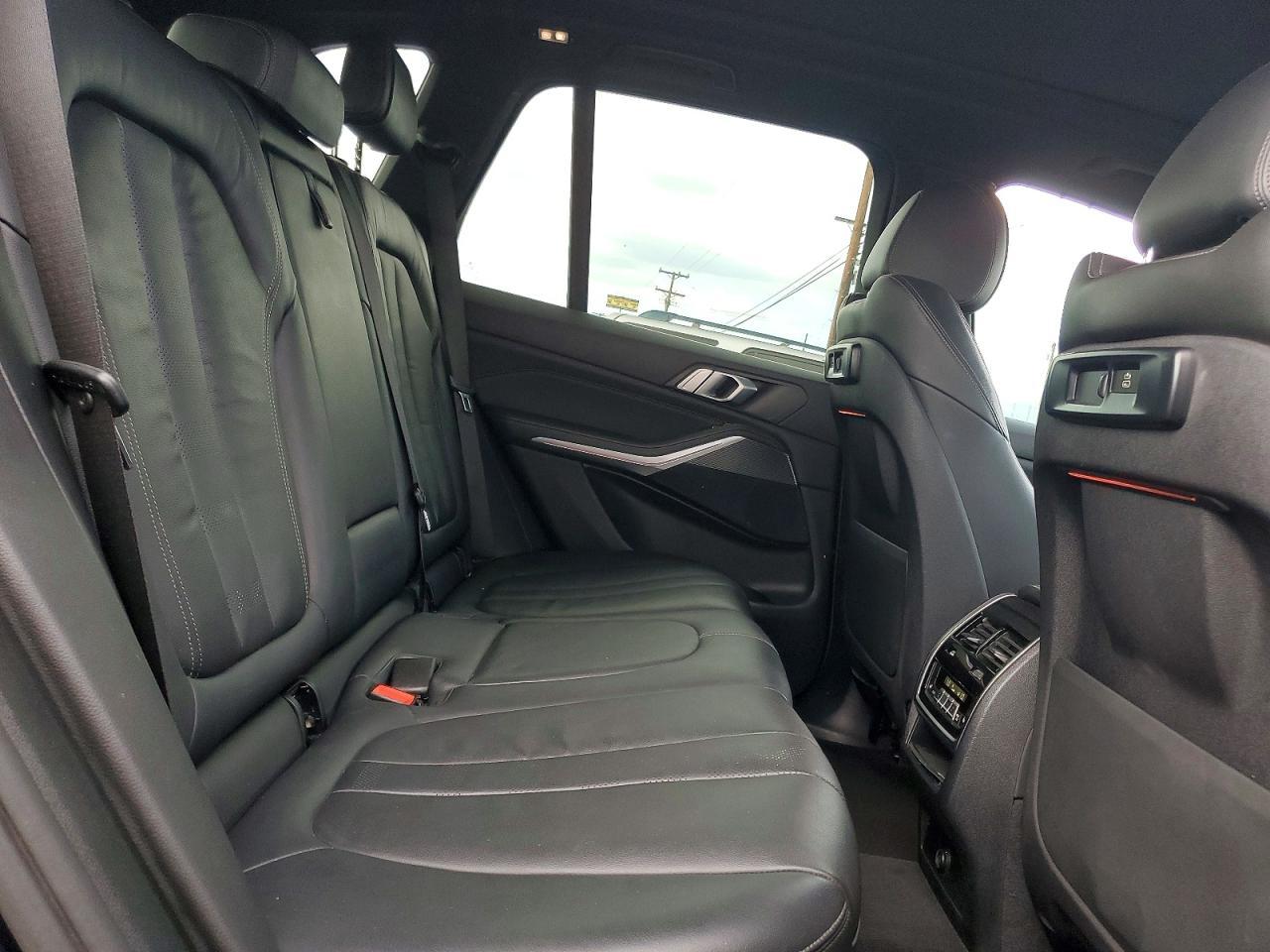2019 BMW X5 xDrive40I - zdjęcie 11