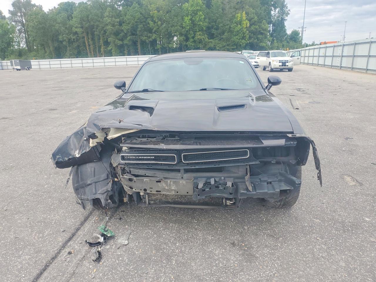 2015 Dodge Challenger Sxt - zdjęcie 5