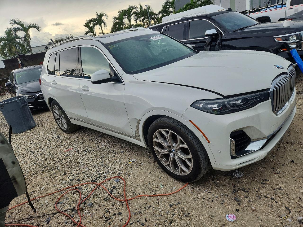 2019 BMW X7 xDrive50I - zdjęcie 4