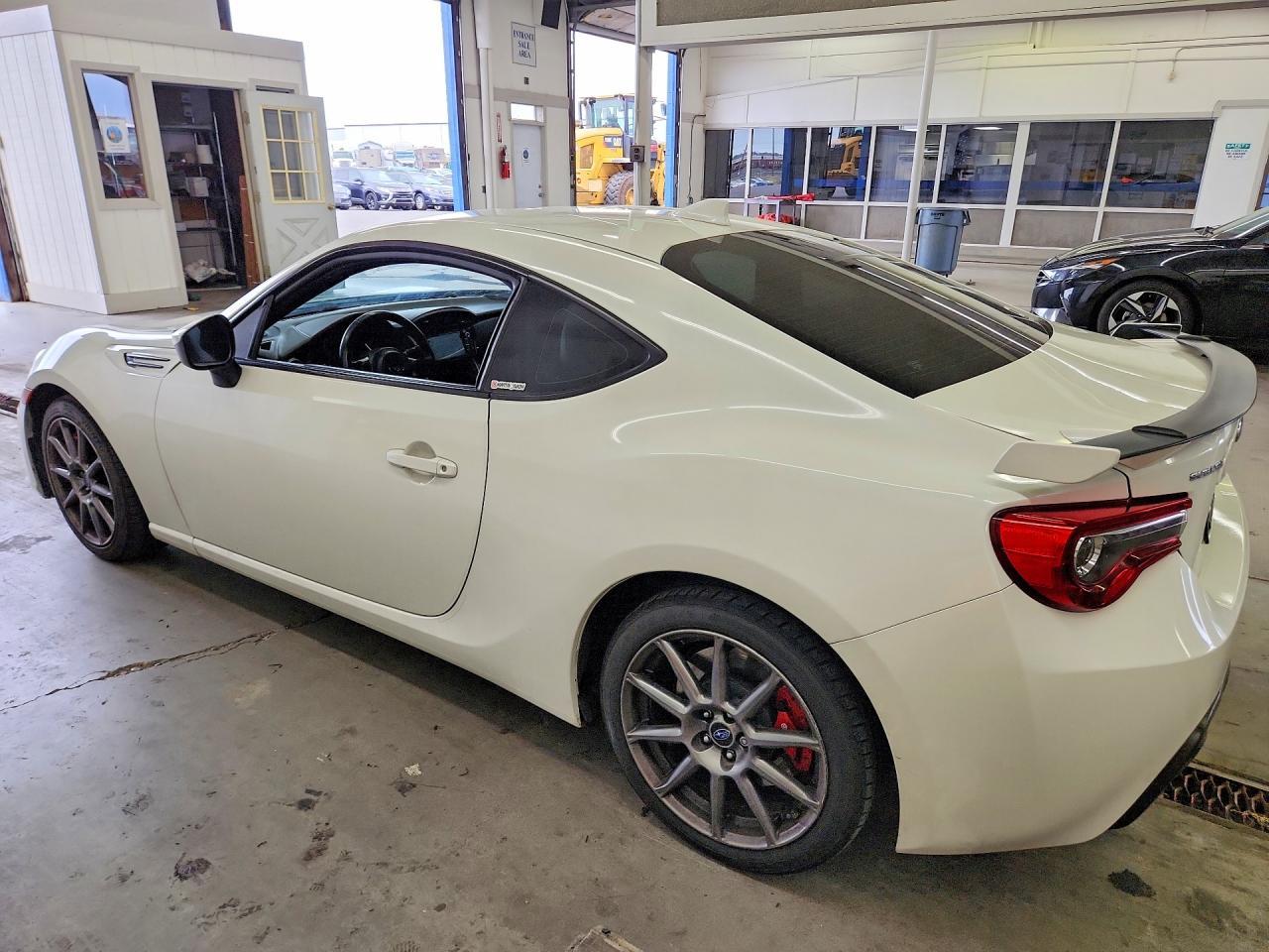 2018 Subaru Brz 2.0 Limited - zdjęcie 2