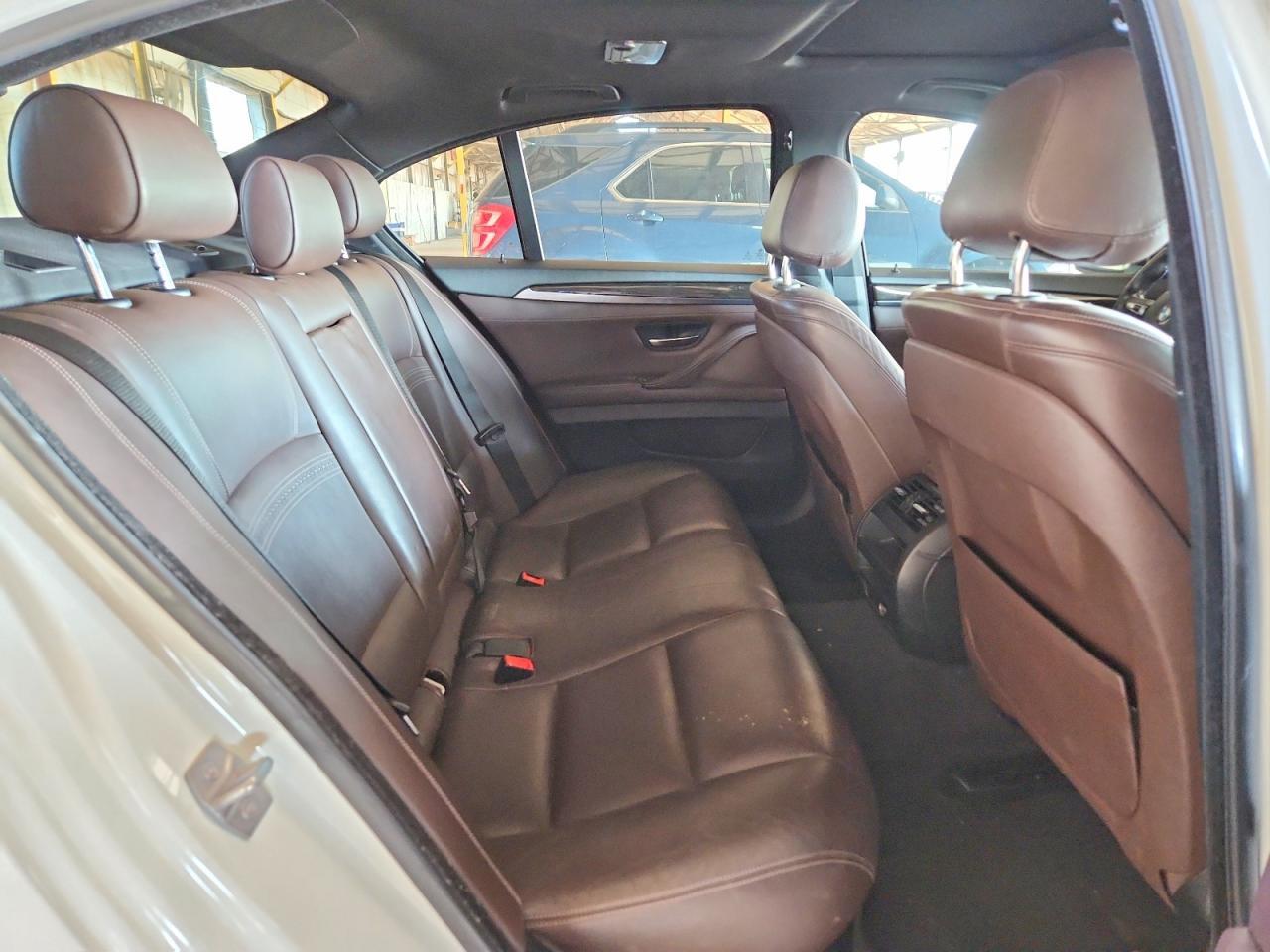 2016 BMW 535 D - zdjęcie 10