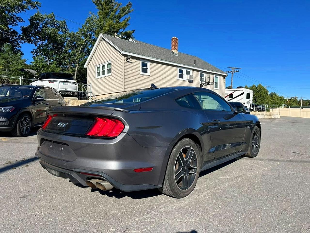 2023 Ford Mustang Gt - zdjęcie 3