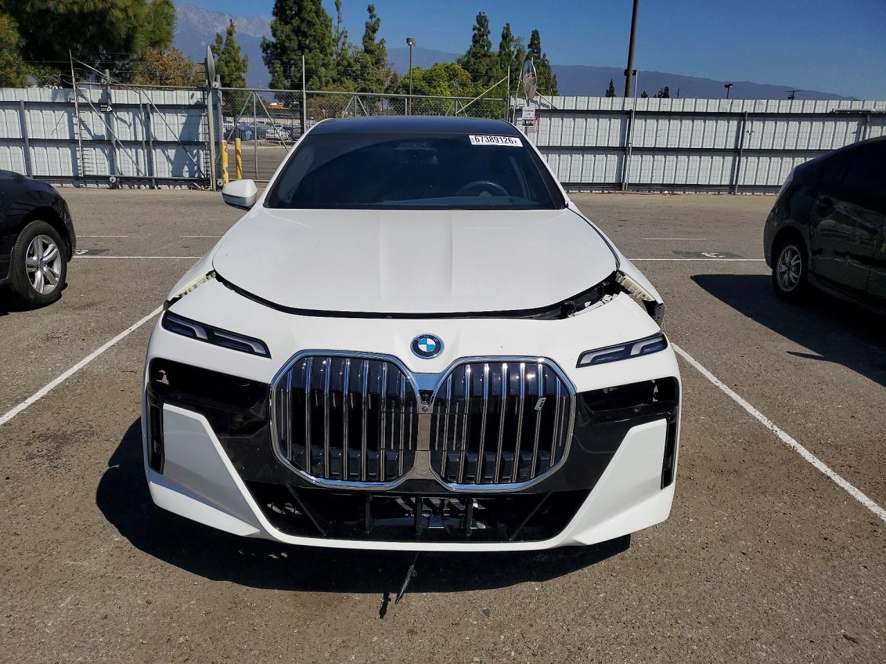 2024 BMW I7 xDrive60 - zdjęcie 5