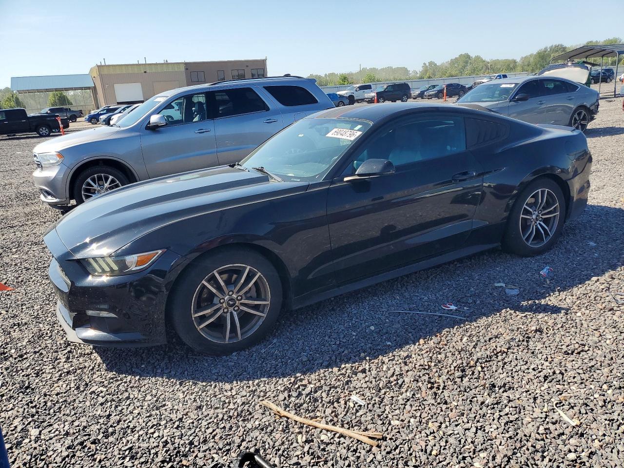 2016 Ford Mustang - zdjęcie główne