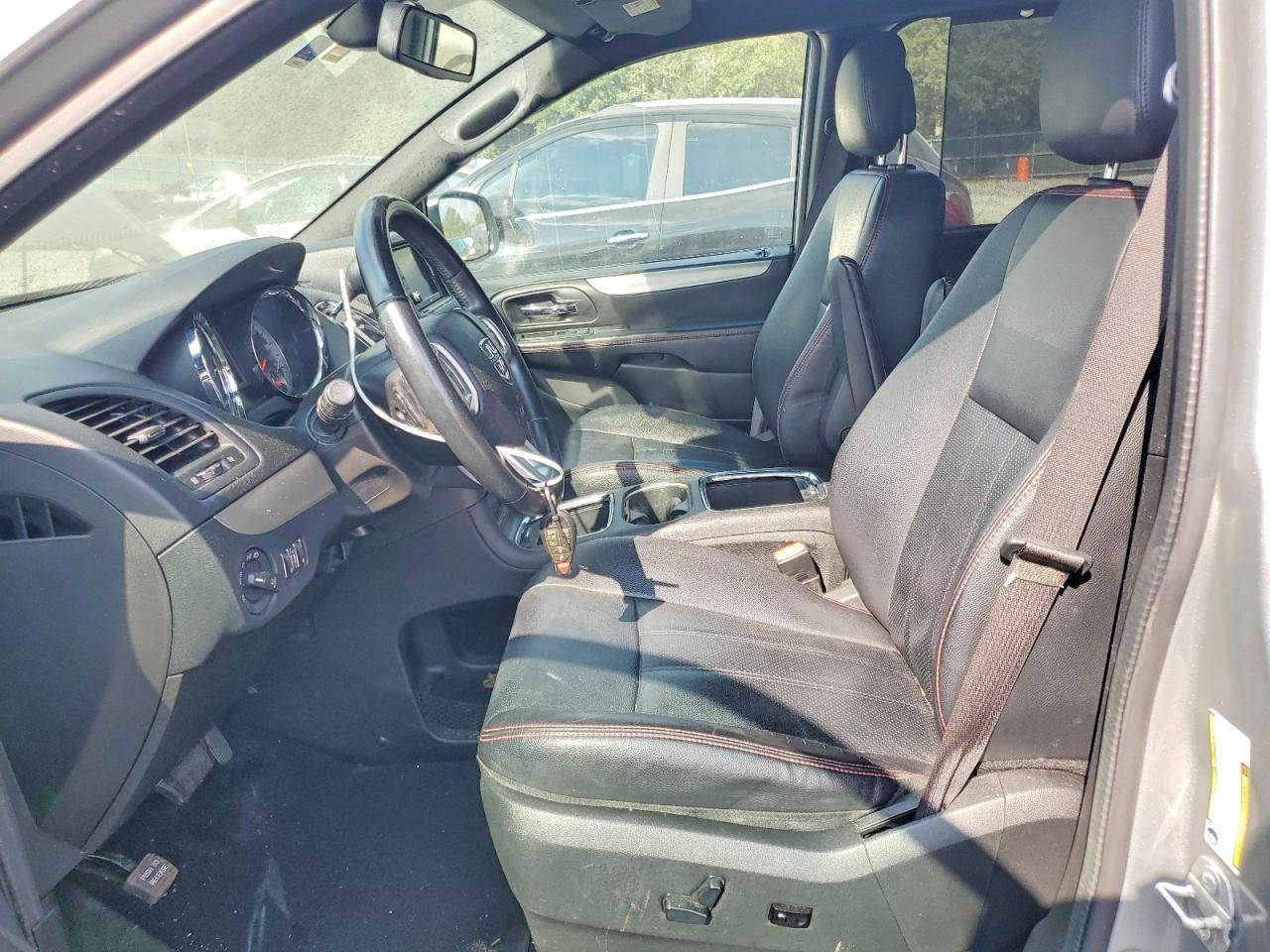 2018 Dodge Grand Caravan Gt - zdjęcie 7