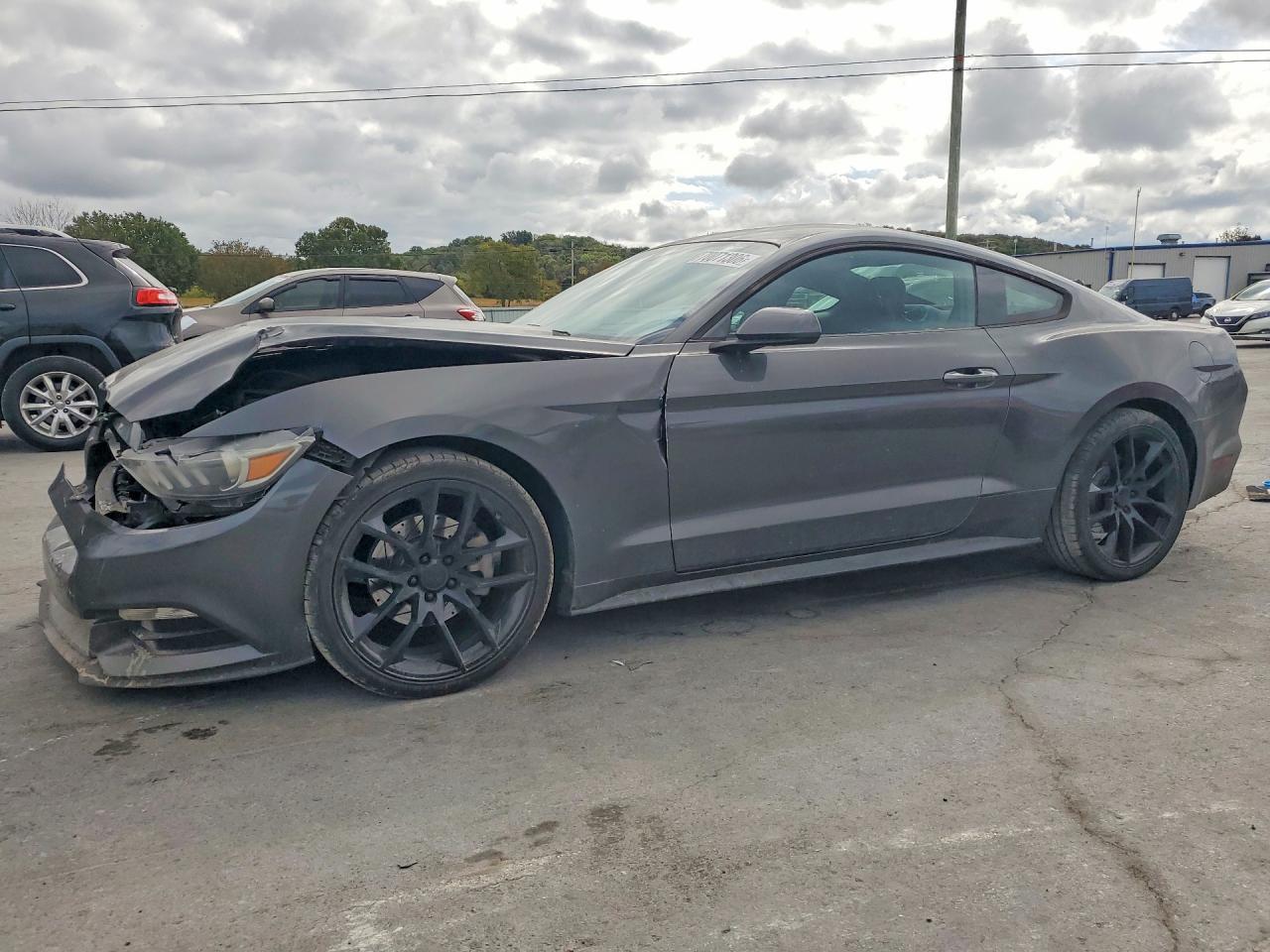 2017 Ford Mustang - zdjęcie główne