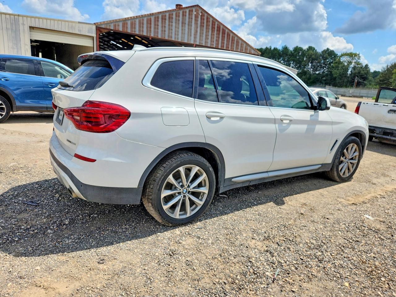 2019 BMW X3 Sdrive30I - zdjęcie 3