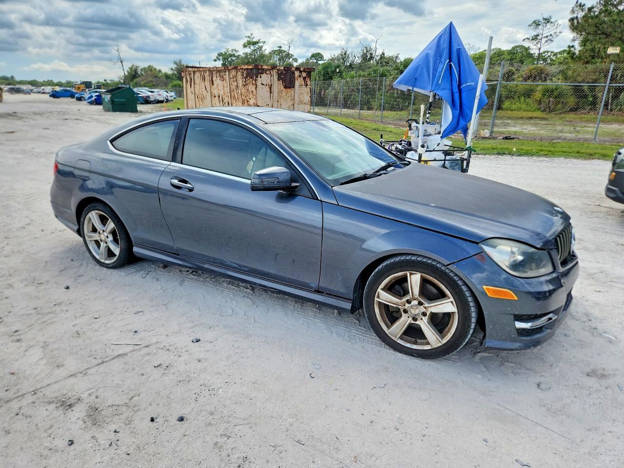 2013 Mercedes-Benz C 250 - zdjęcie 4