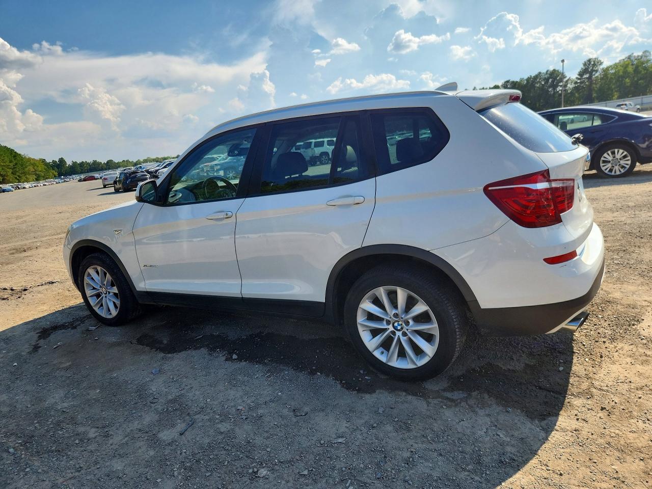 2017 BMW X3 Sdrive28I - zdjęcie 2