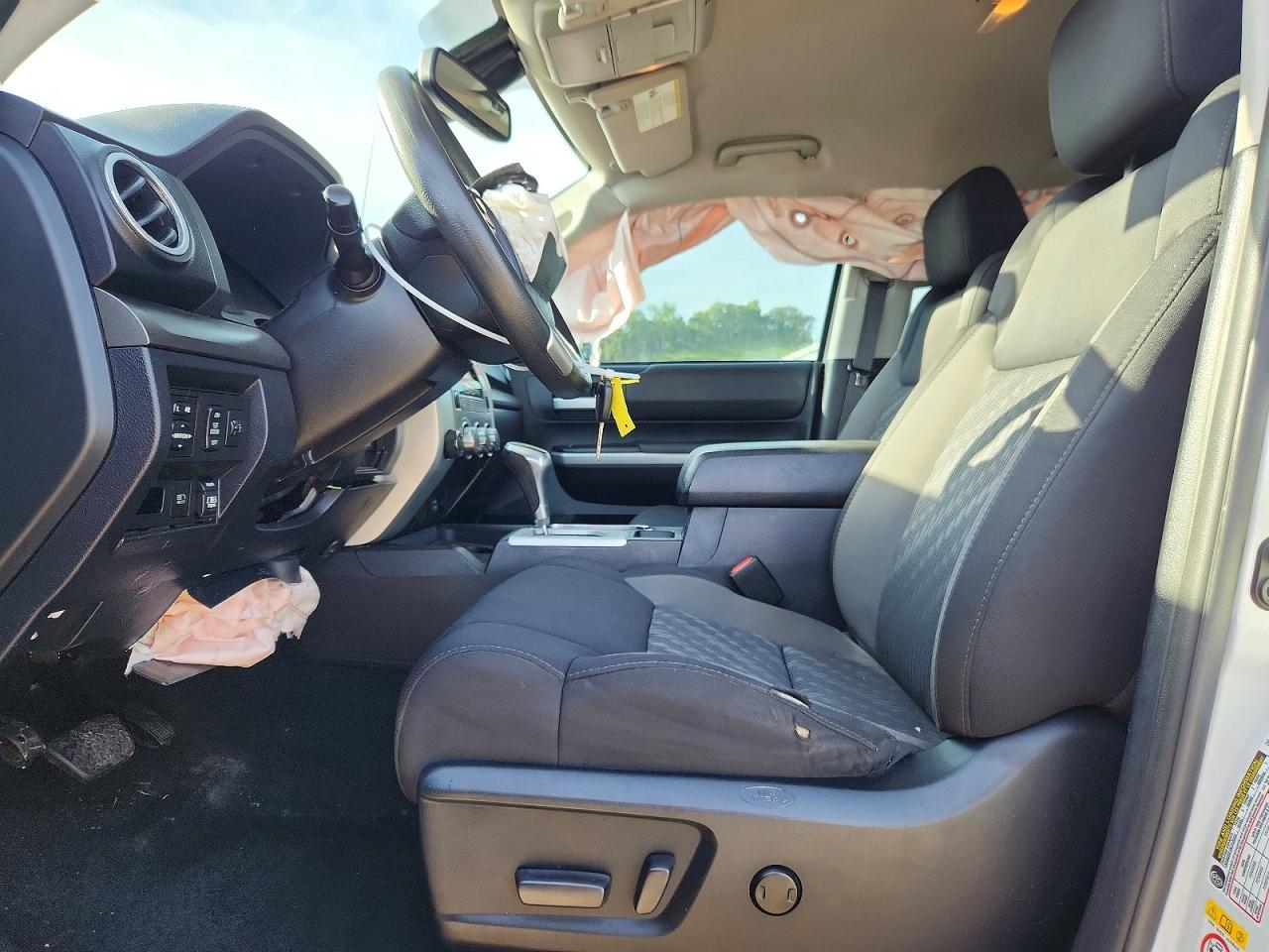 2018 Toyota Tundra Sr5 - zdjęcie 7