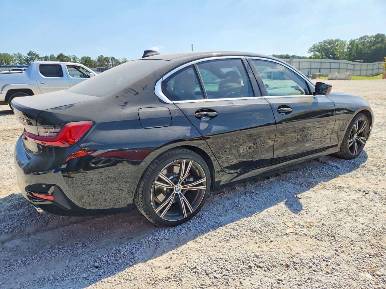 2020 BMW 330I - zdjęcie 3