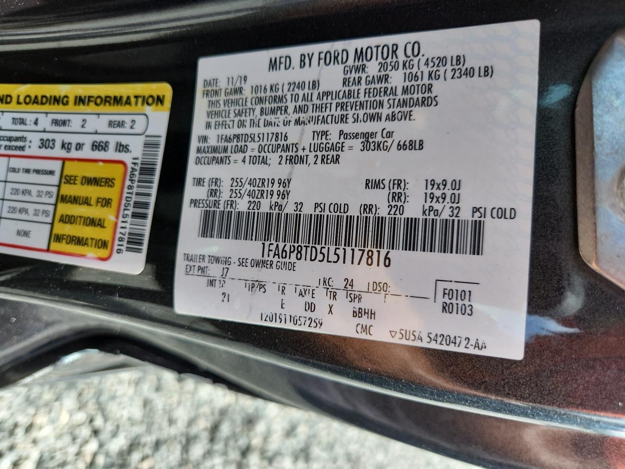 2020 Ford Mustang - zdjęcie 12