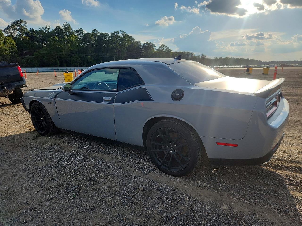 2021 Dodge Challenger R - zdjęcie 2