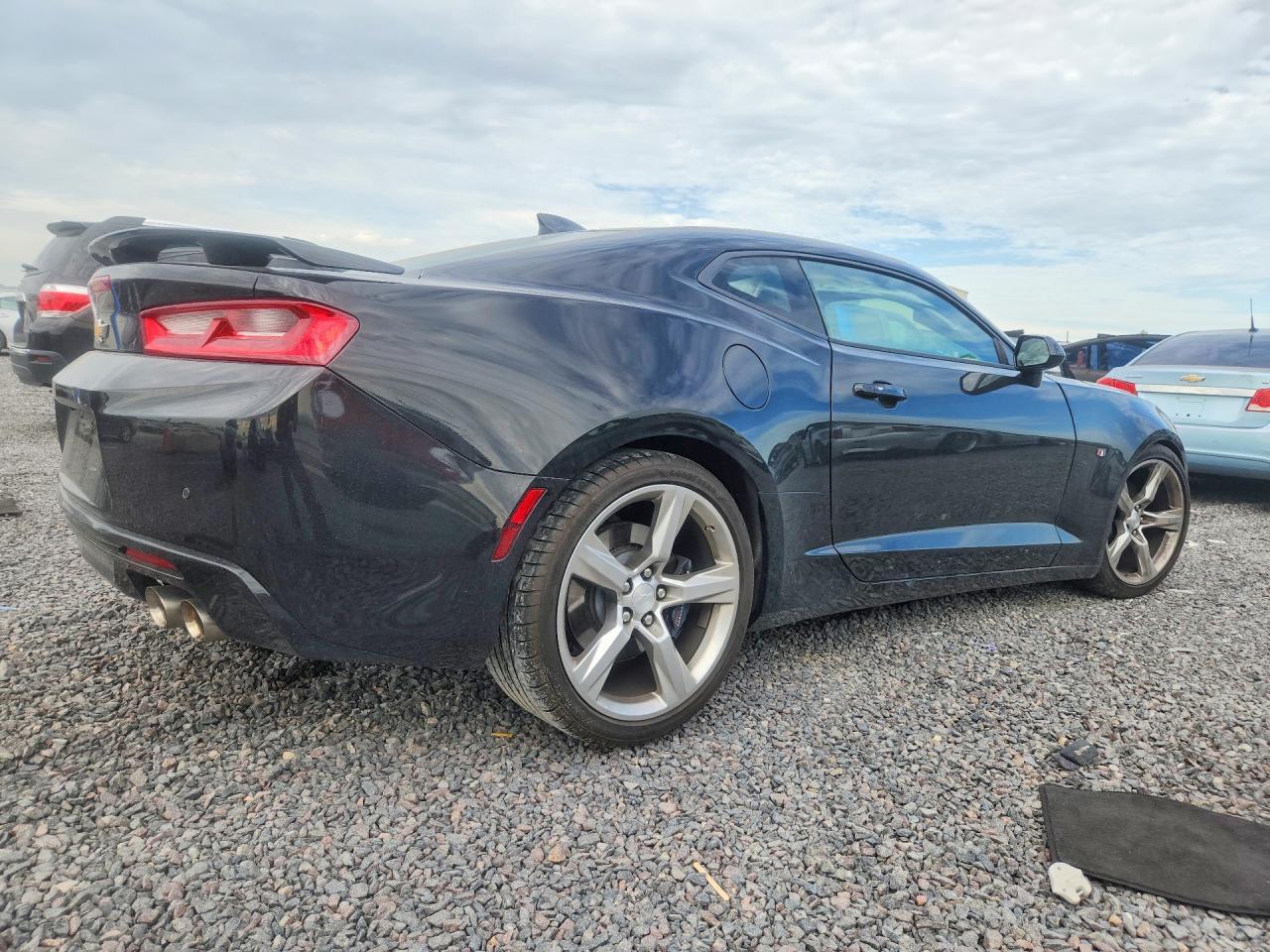 2018 Chevrolet Camaro Ss - zdjęcie 3