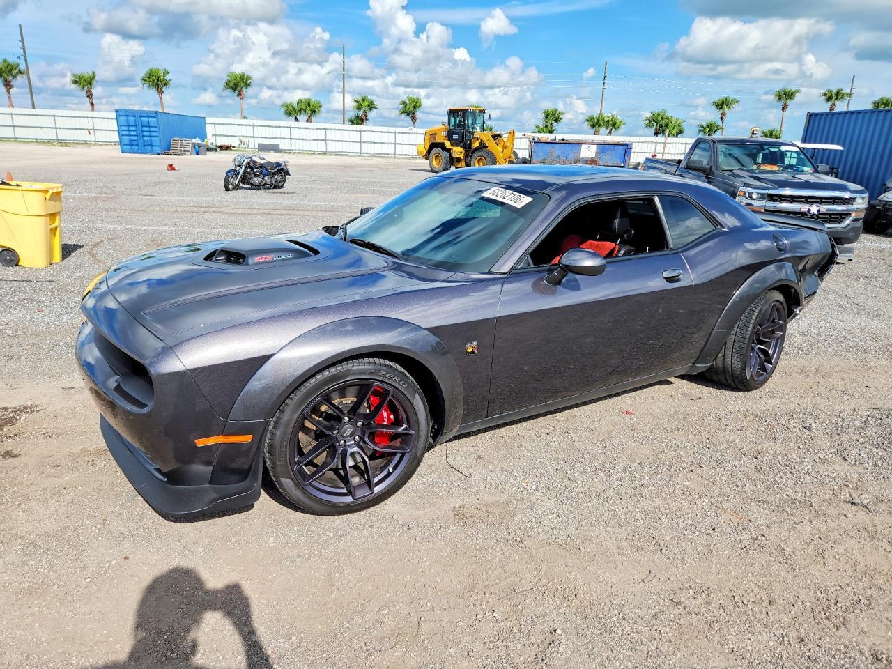 2021 Dodge Challenger R/T Scat Pack - zdjęcie główne