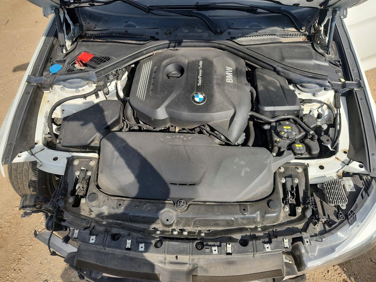 2017 BMW Seria 3 330i - zdjęcie 11
