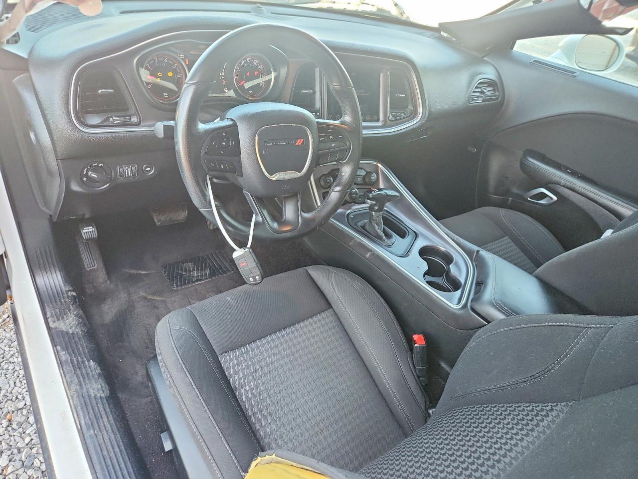 2017 Dodge Challenger Sxt - zdjęcie 8