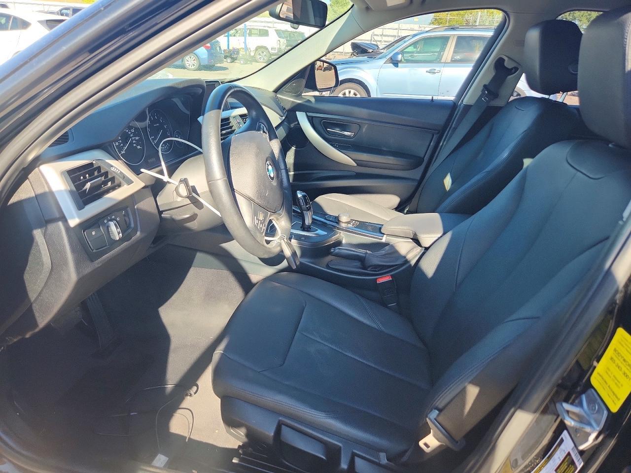 2017 BMW 3 Series - zdjęcie 7