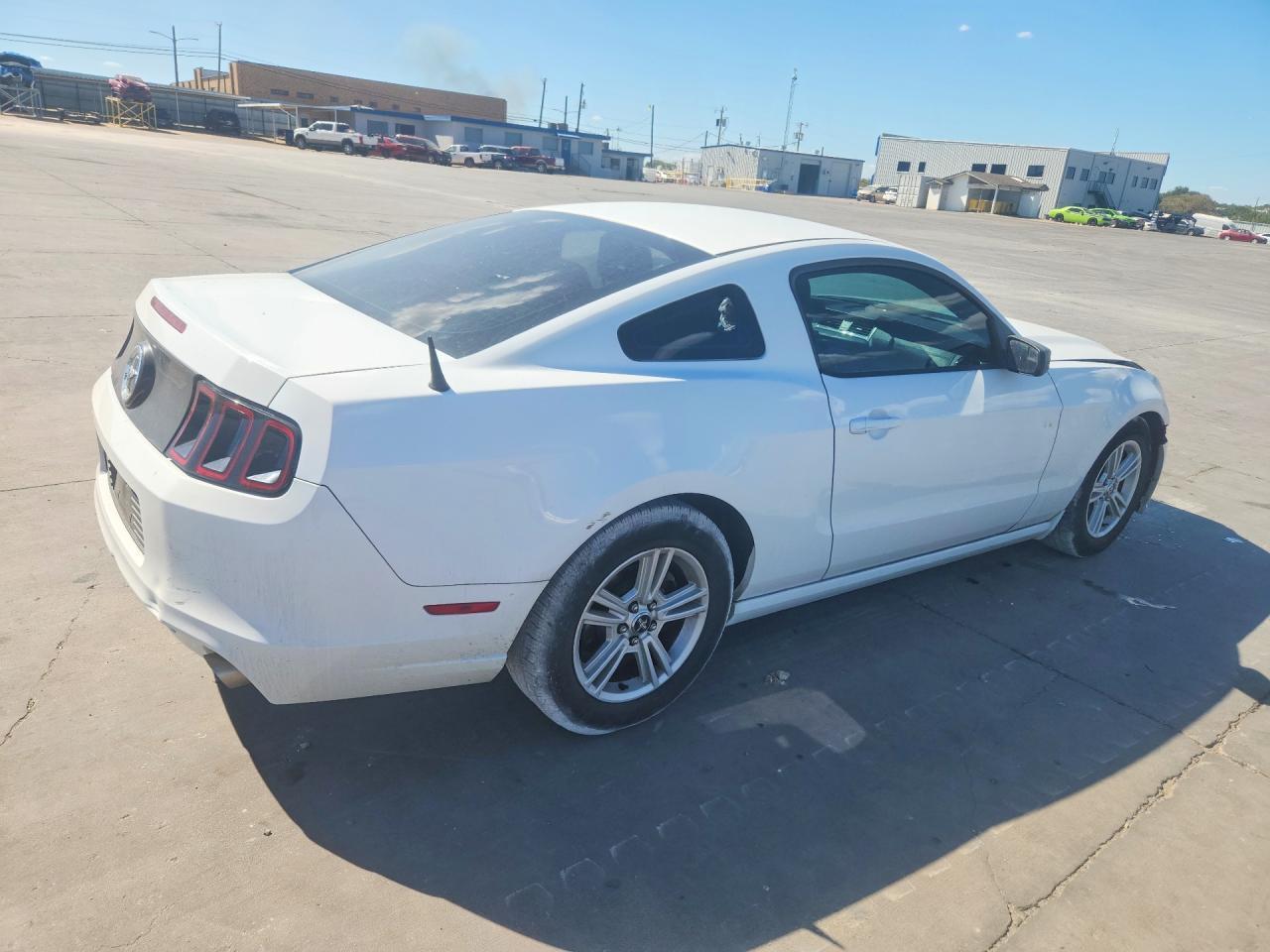 2014 Ford Mustang - zdjęcie 3