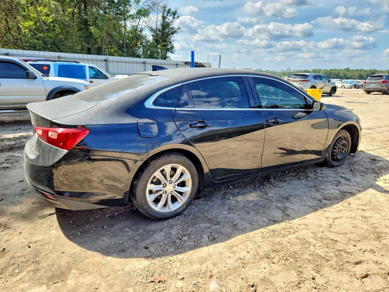 2017 Chevrolet Malibu Ls - zdjęcie 3