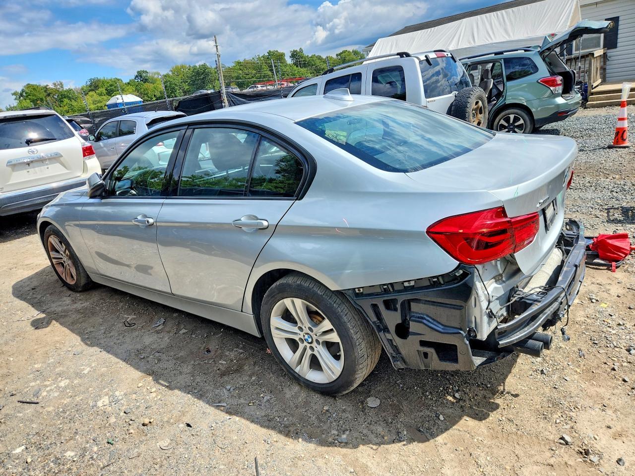 2016 BMW Seria 3 328i - zdjęcie 2