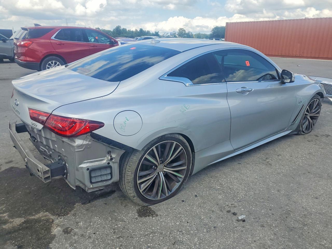 2019 Infiniti Q60 3.0T Luxe - zdjęcie 3