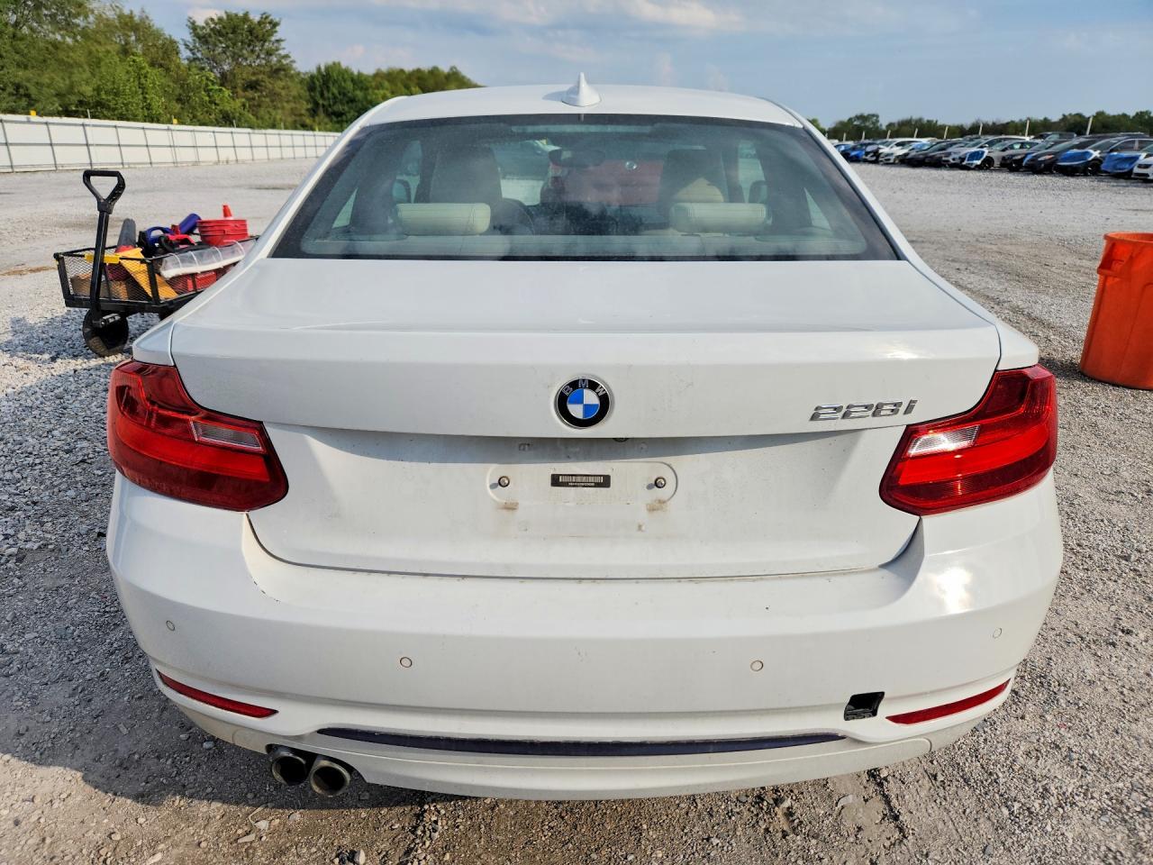 2014 BMW 228 I - zdjęcie 6