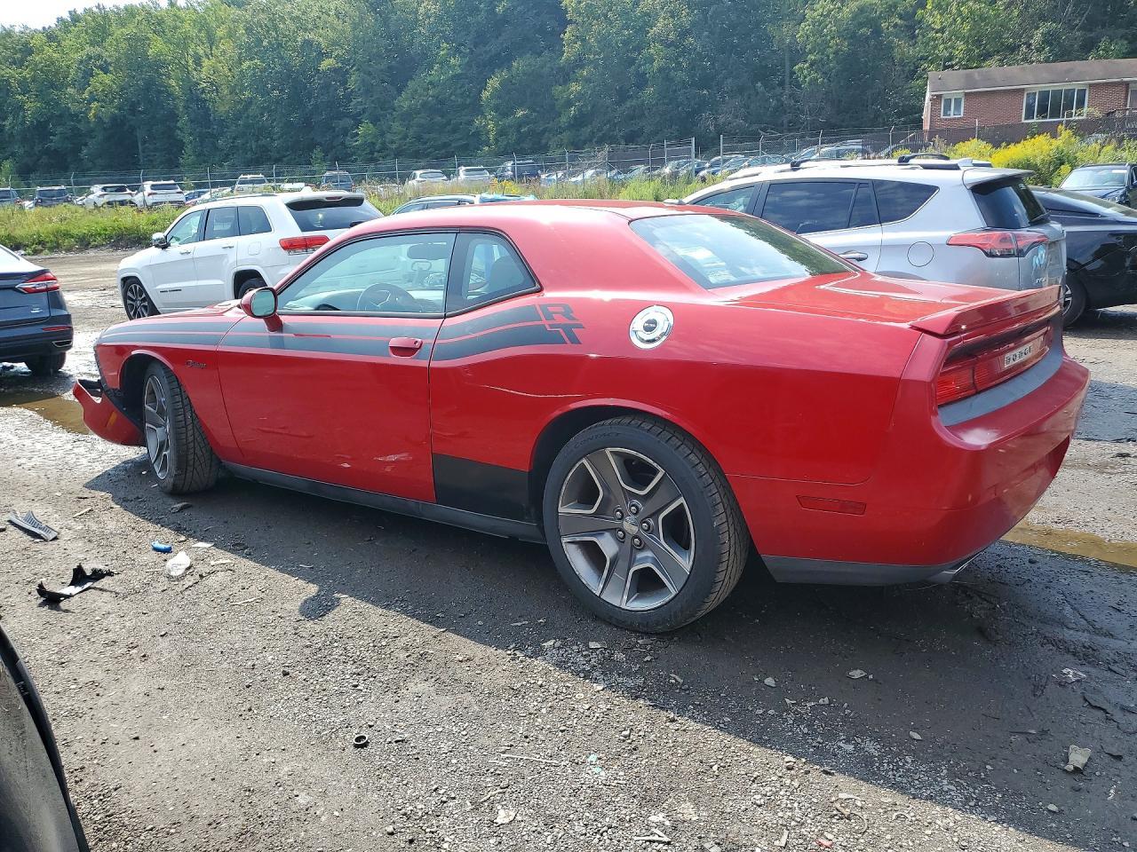 2013 Dodge Challenger R/T - zdjęcie 2