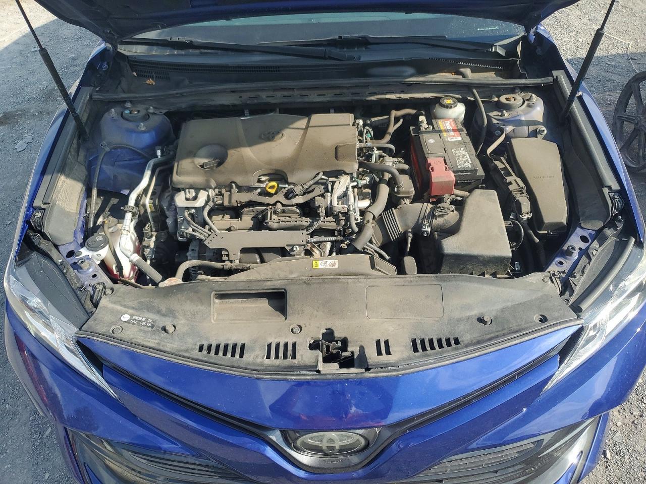 2018 Toyota Camry Le - zdjęcie 11