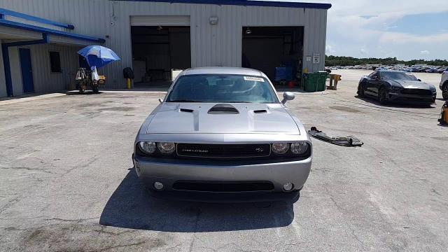 2014 Dodge Challenger R/T - zdjęcie 13